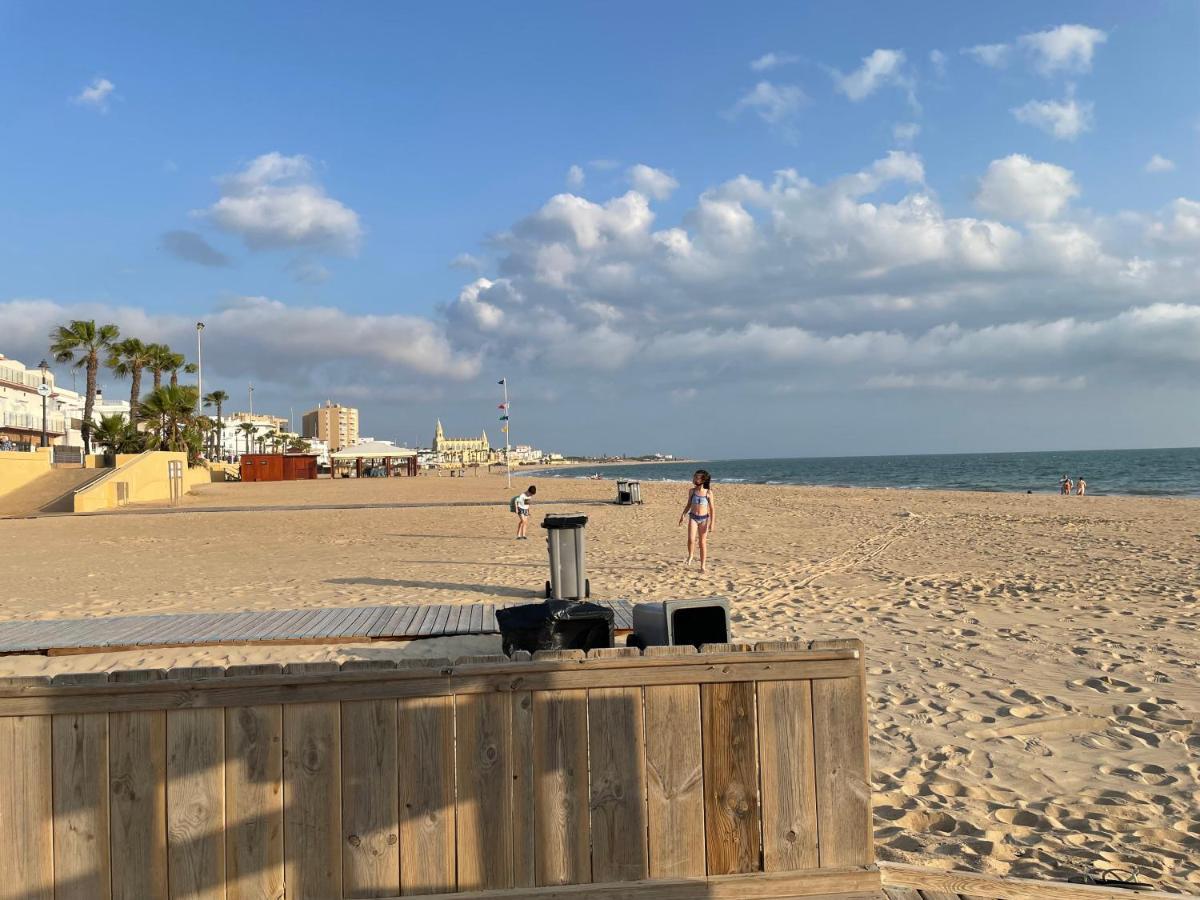 Vistas Al Mar A 10 Metros De La Playa De Regla Parking Gratis Apartment Chipiona Exterior photo