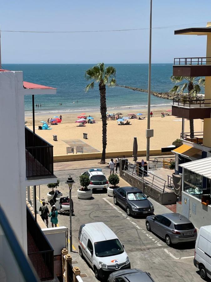 Vistas Al Mar A 10 Metros De La Playa De Regla Parking Gratis Apartment Chipiona Exterior photo
